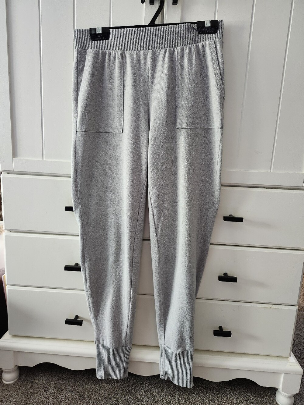 Light Soft Gray Knit Jogger Pants for Women with Pockets Sz S